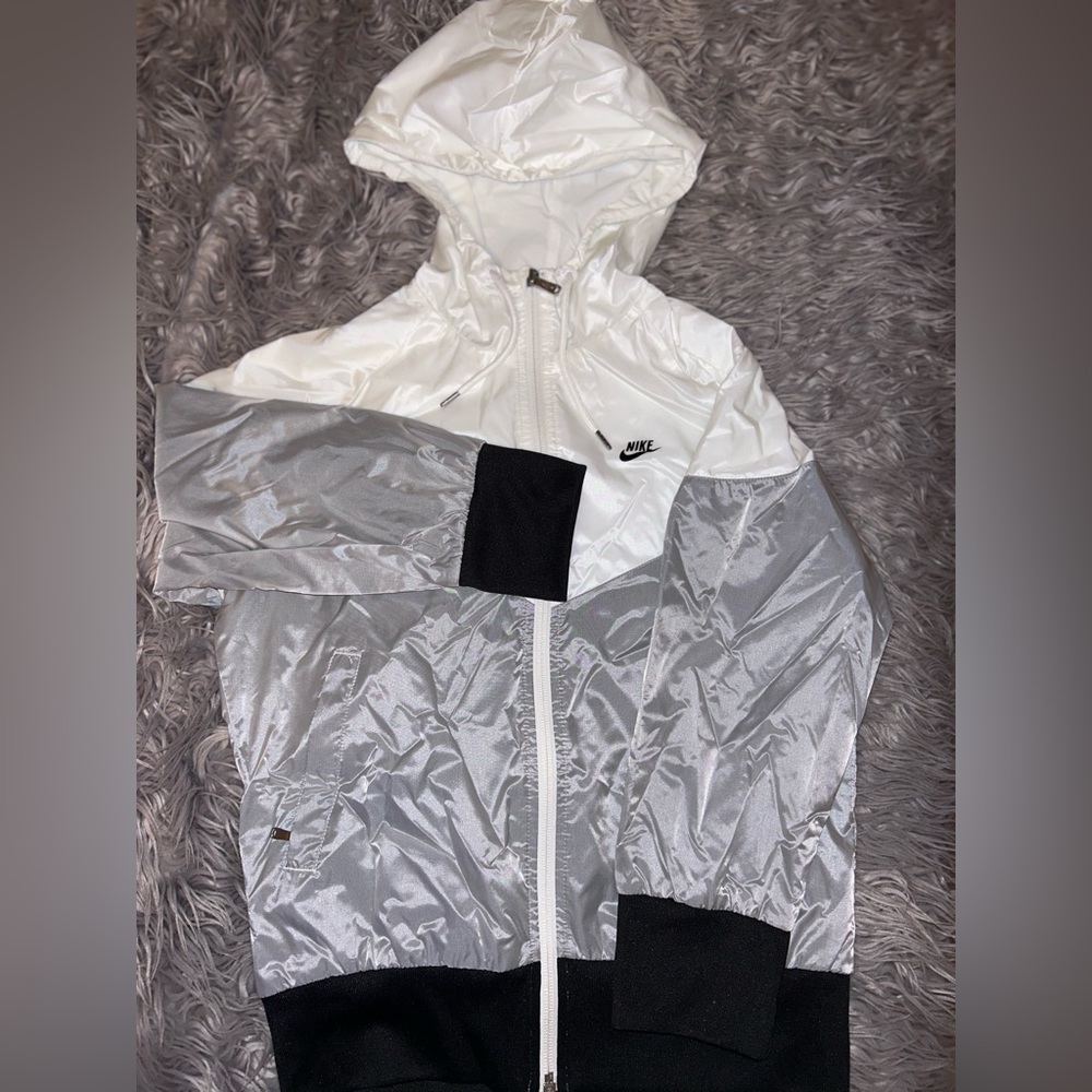 NIKE windbreaker